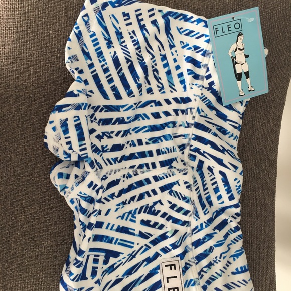 Fleo shorts size S - Picture 2 of 5